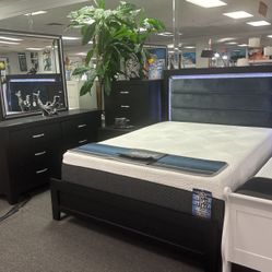 Labor Day Special 🇺🇸Stunning Black 5pc Bedroom Furniture Set On Sale Only $599