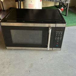 Hamilton Beach 1.1 cu ft Countertop Microwave