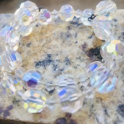 Vintage  Bracelet  Adjustable  Wraps  Around  Wristband  Excellent  Condition 