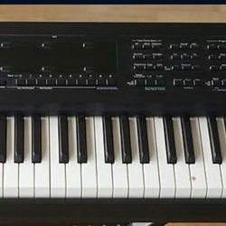 Ensoniq TS-12 76 Note Synthesizer Workstation