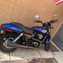 Harley Davidson Street 750