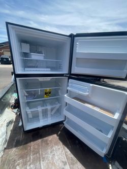 Refrigerator