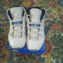 Kids JORDANS SIZE 9C