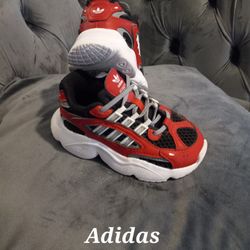 Adidas Toddler Size 7