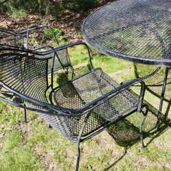 Cast Iron Outdoor Table With 4 Chairs 