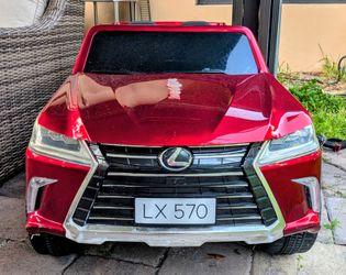 Lexus Kid Car with remote control guidance