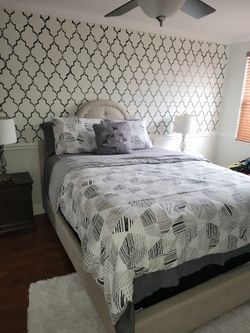 Queen Bed