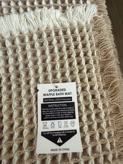 New waffle bath mat