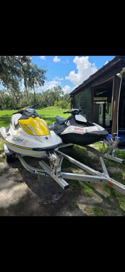 Jet skis