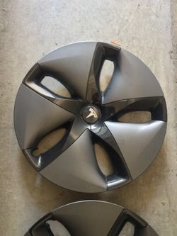 Tesla Model 3 aero wheels caps