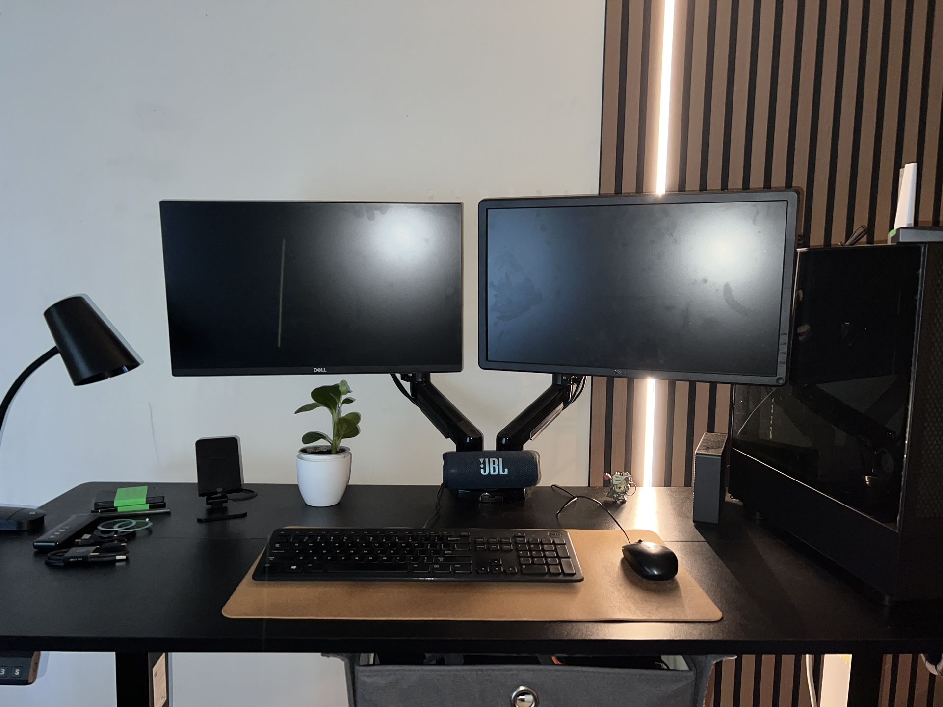 2x 24” Monitors For The Price Of One!