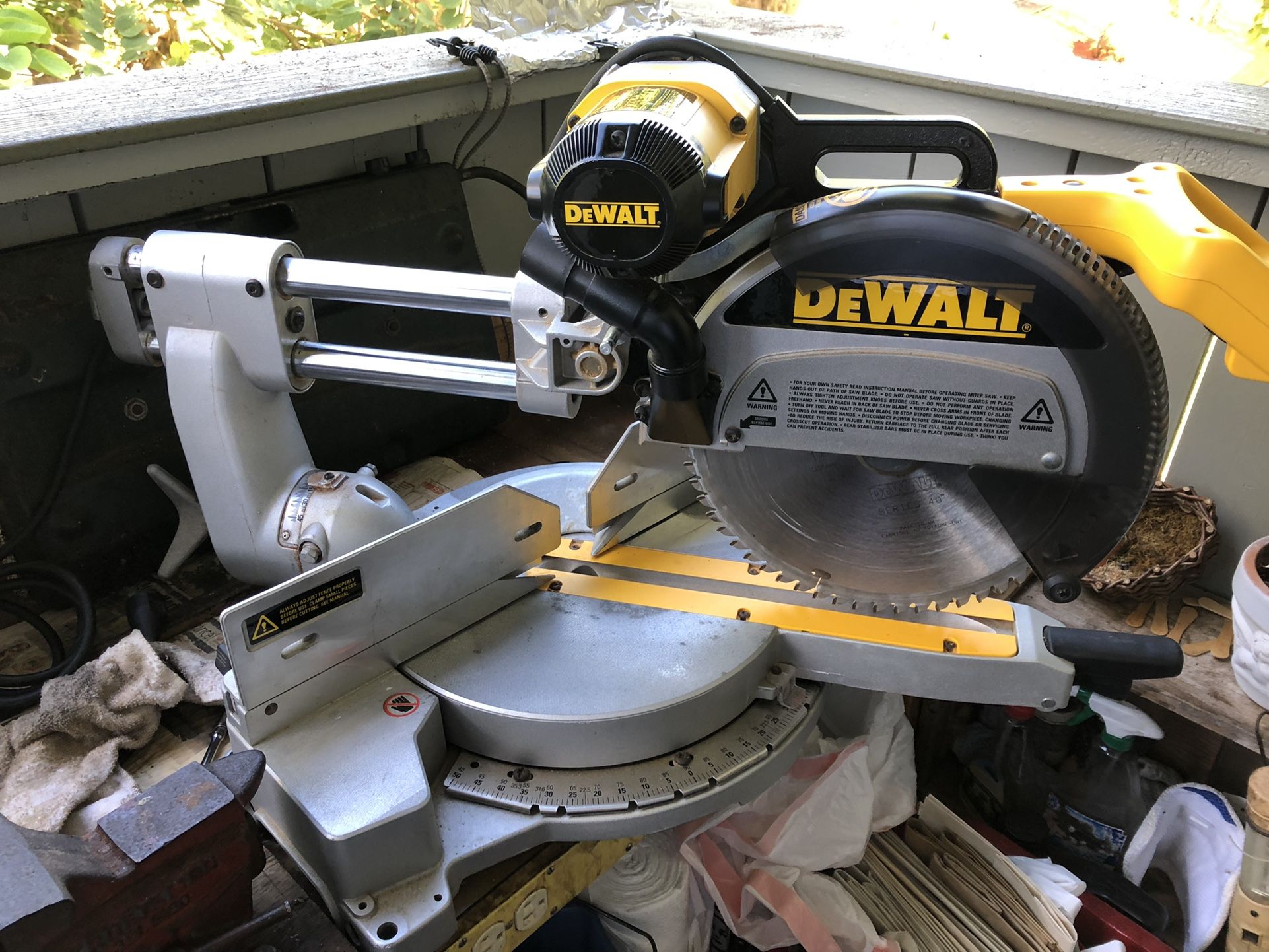 Dewalt 12 Inch Sliding Miter Saw