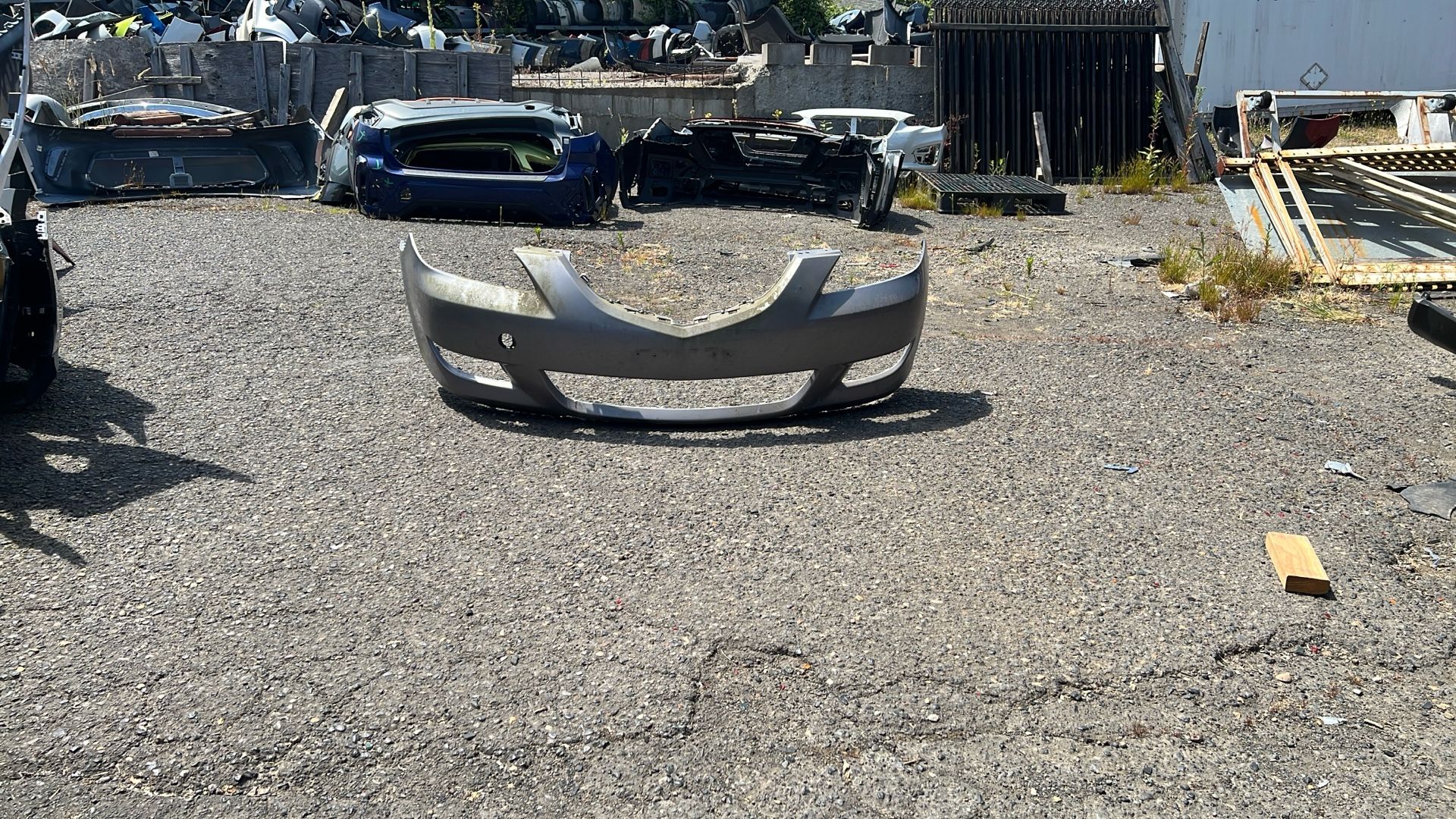 2004 To 2006 Mazda 3 Front Bumper #B572 MA1000 196