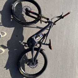  2023 Specialized Turbo Levo carbon