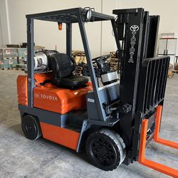 Toyota Forklift 5000 LBS Capacity
