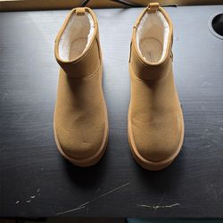 American Eagle Lined Boots