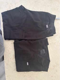 Figs scrubs men’s X-Large set