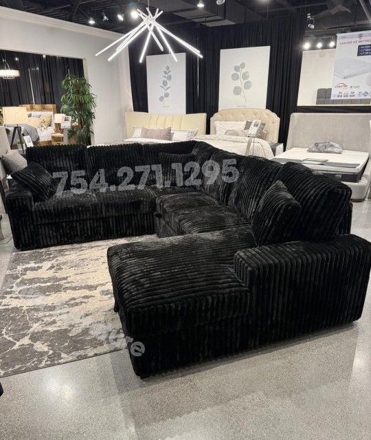 Black ⚫️ Sofa Sectional 🛋 ♥️ New Storage And Pull Out Bed Sleeper 