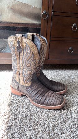 USED Men’s Ariat Genuine Caiman Boot 8.5D