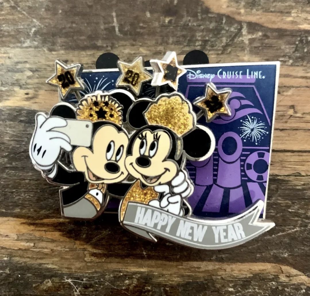 Disney Pin Limited Edition New Year Disney Trade Pins