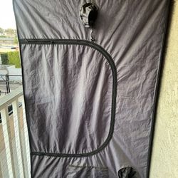 4x4x6.5ft Grow Tent Setup