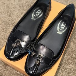 Tod’s Leather flats 
