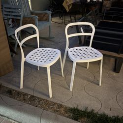 Set of 2 White IKEA Reidar Metal Chairs