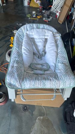Baby rocker chair