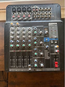 Samson MixPad MXP124FX Analog Stereo Mixer