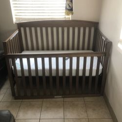 Baby Crib 