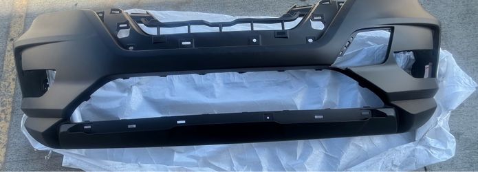 17-20 Nissan Rogue Front Bumper