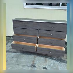 8 Drawer Dresser