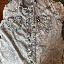 True Religion Button Up Says XXL It’s Legit XL 