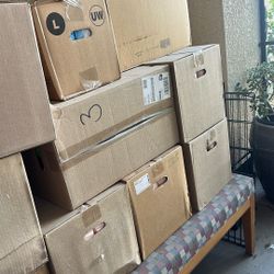 Pads we use them for training pets for dogs. There’s 100 in a box they’re 30 x 36 and they are $35 a box at the store fond they’re small they’re like.