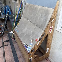 Skateboard ramp and grind rails