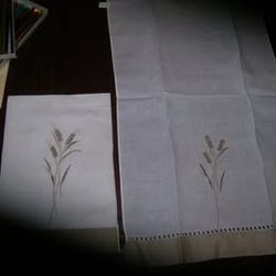 Two Very Fine 21 1/2 "x 12 1/2" Hand Towels