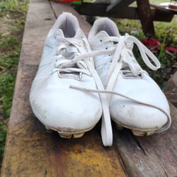 Riddle Cleats Size 11