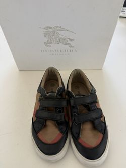 Burberry Shoes