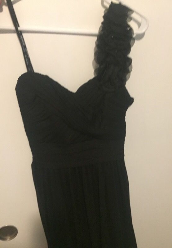 Mid calf length high- low dress with one shoulder flower detailing