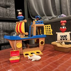 Pirate Ship Play Set