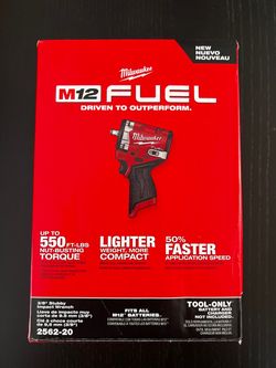 Milwaukee M12 FUEL STUBBY 3/8 Impact Wrench 550 ft lbs