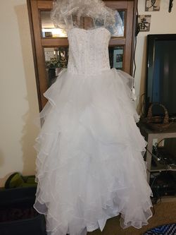 Wedding dress
