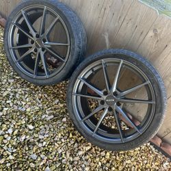 2 Rines Con Llantas 20”,  Las Usaba Un Mustang 2012 