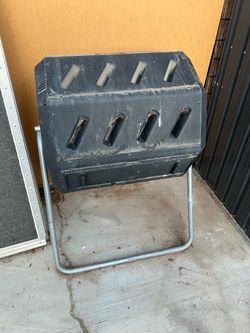 Tumbling Compost Bin