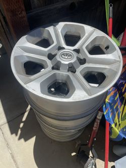 Set Of 4runner Wheels