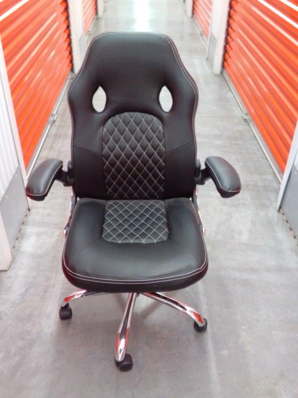 Computer Chair /