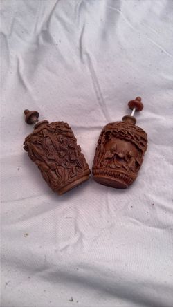 Snuff bottles
