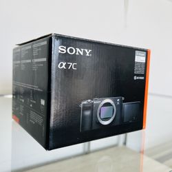 Sony Alpha 7C Full-Frame Mirrorless Camera - Black 