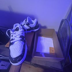 Lv Trainers  Black/White