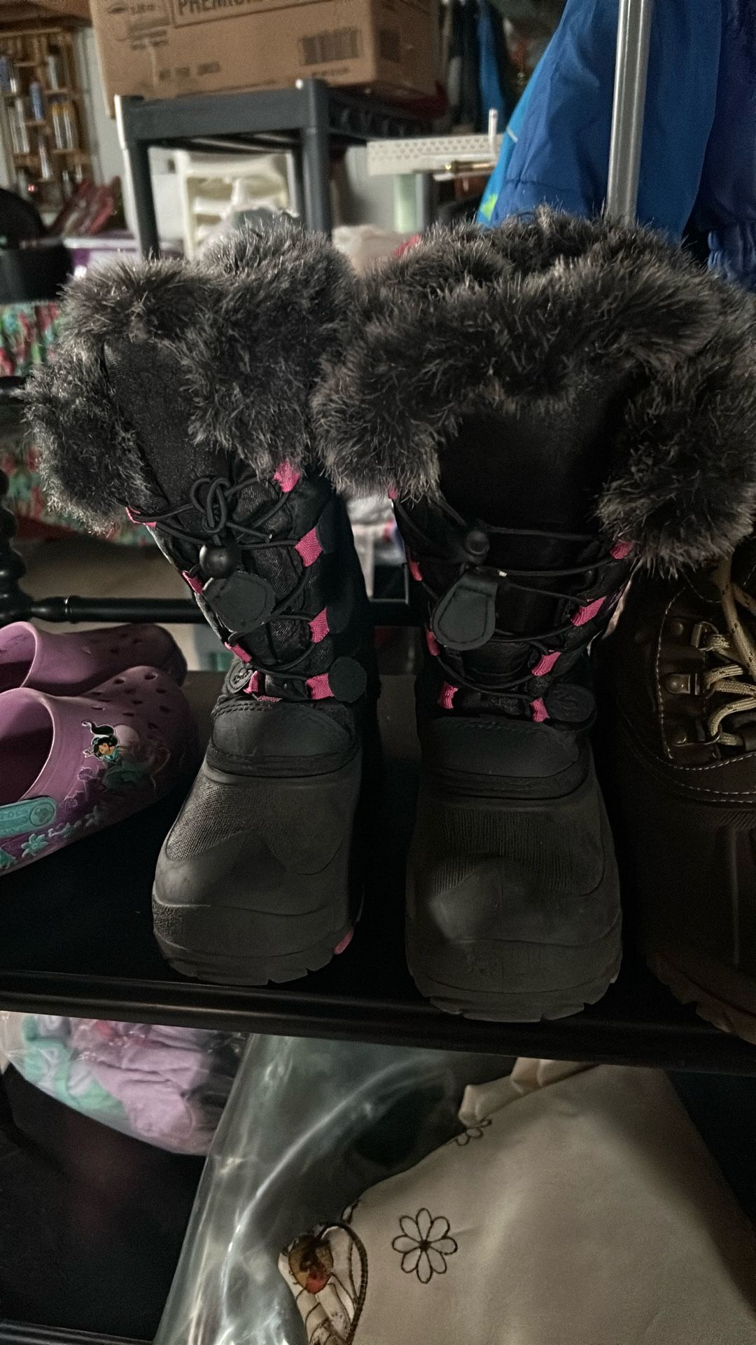 Girls Snow boots Size 2